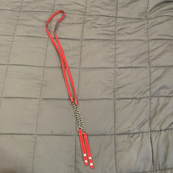 Red Nine West leather clutch, silver hardware NWOT - Picture 2 of 8